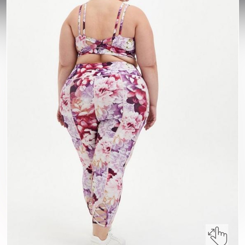 SPORTS BRA ONLY Torrid Performance Core Active Sports Bra (only the bra) - Picture 7 of 7